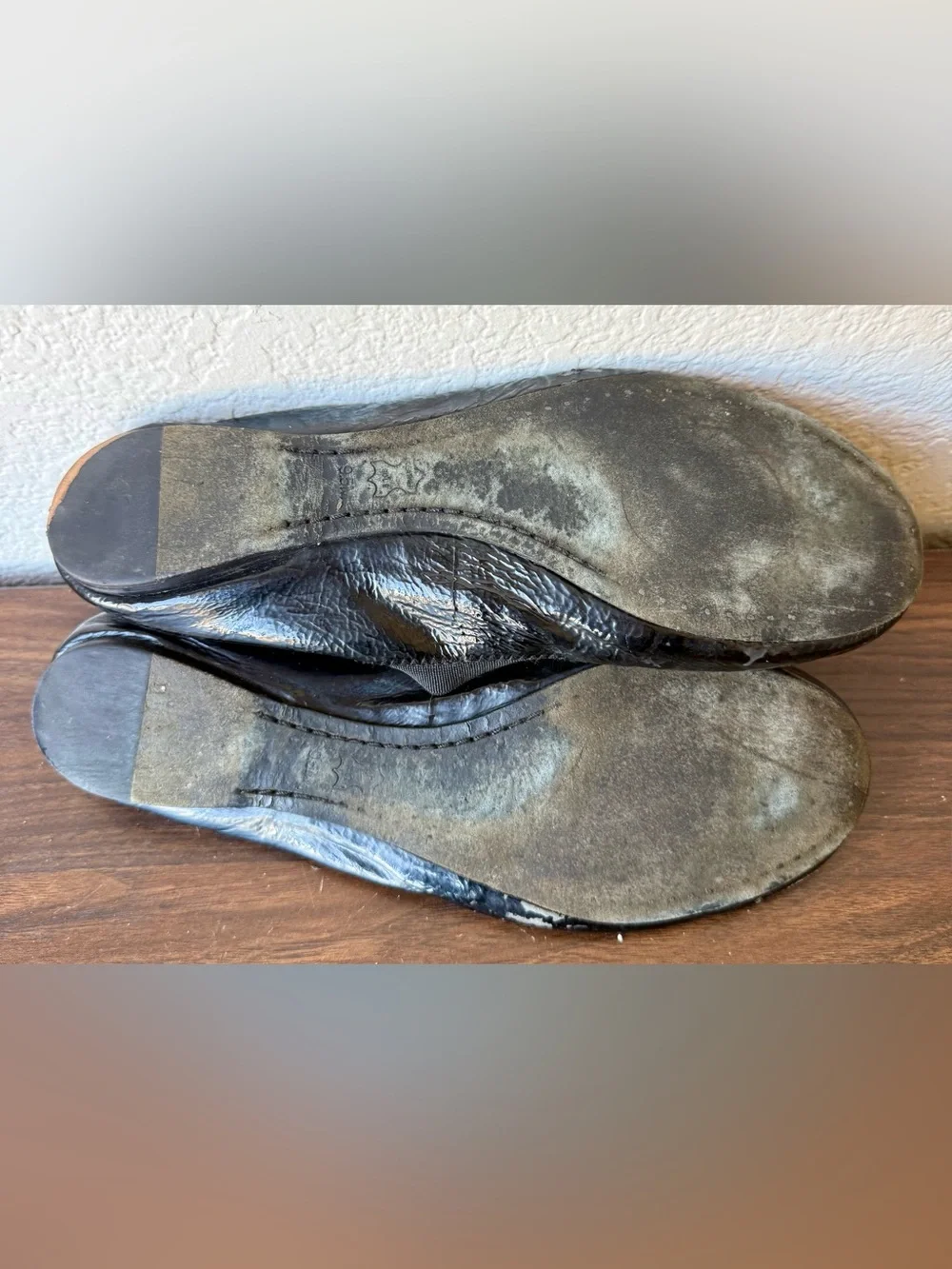 Tory Burch Black Patent Leather Logo Ballet Flats 9.5 M